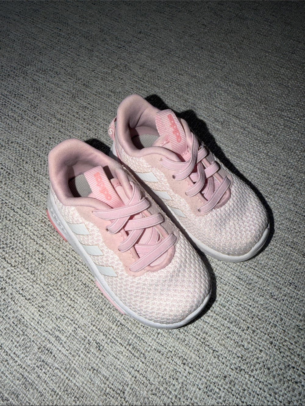ADIDAS TODDLER SNEAKERS SIZE 5K